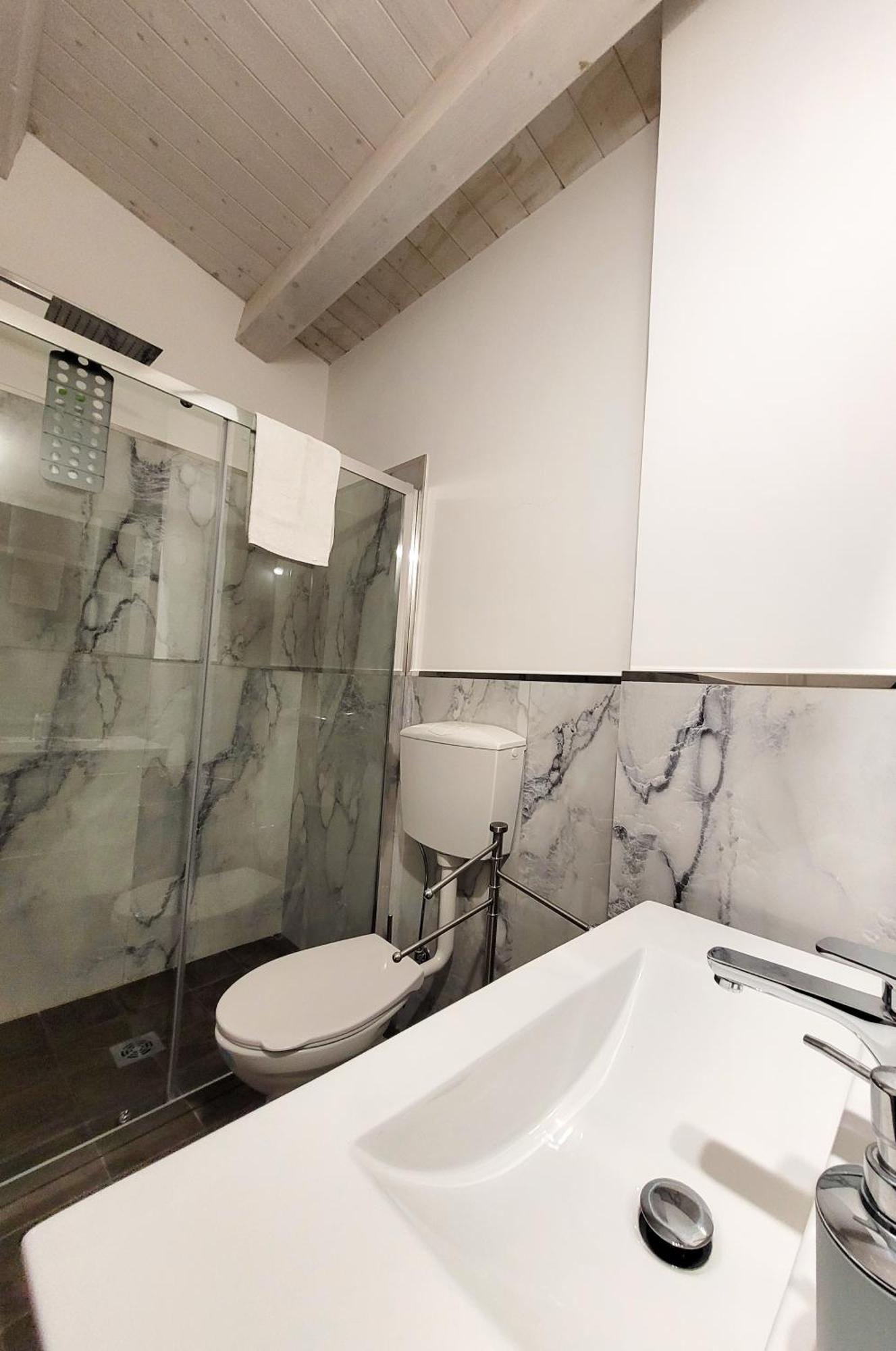 B&B Loft Famiglia Arezzo 라구사 외부 사진