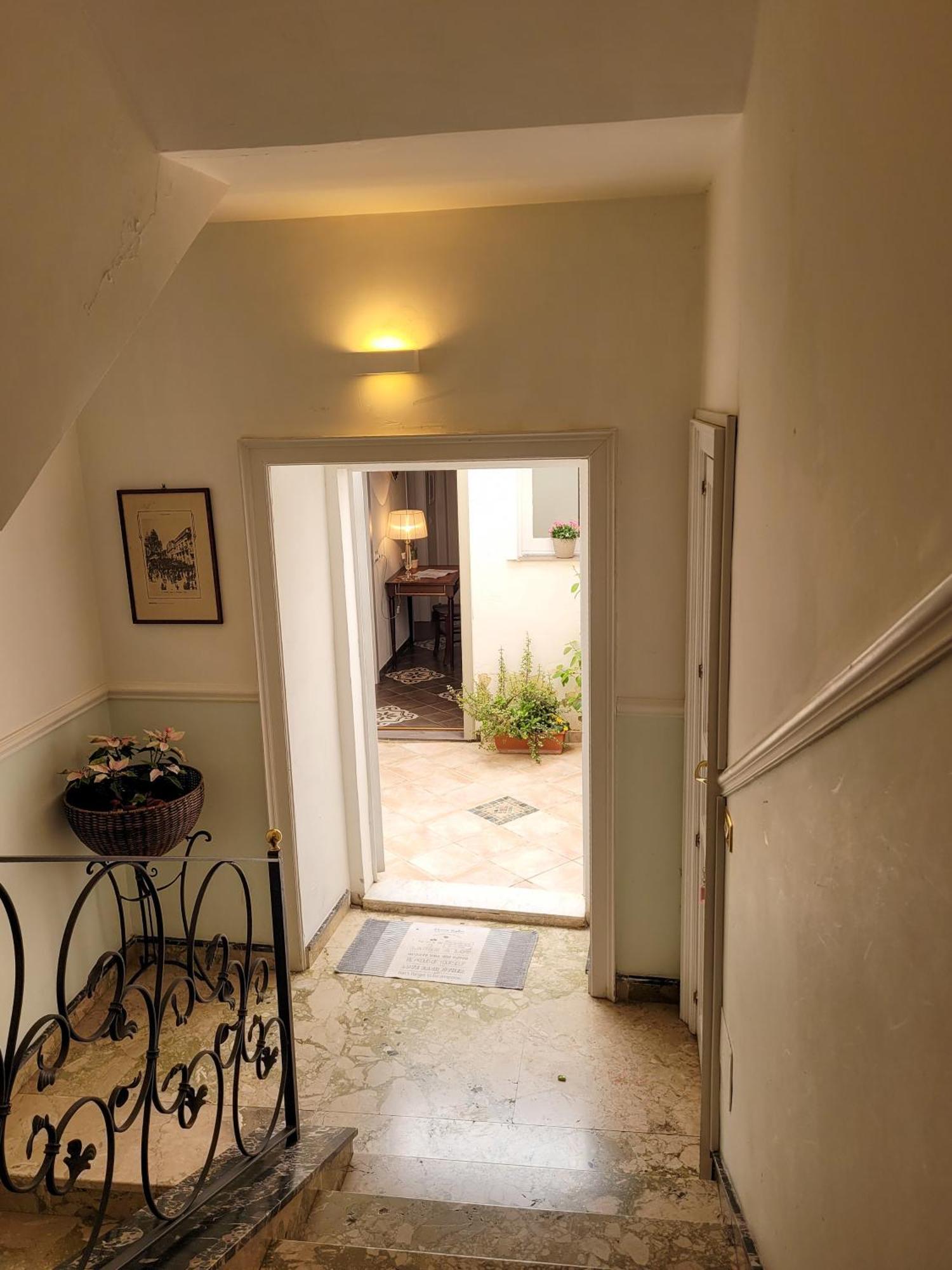 B&B Loft Famiglia Arezzo 라구사 외부 사진