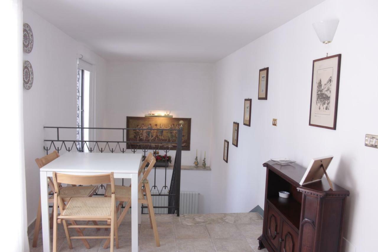 B&B Loft Famiglia Arezzo 라구사 외부 사진